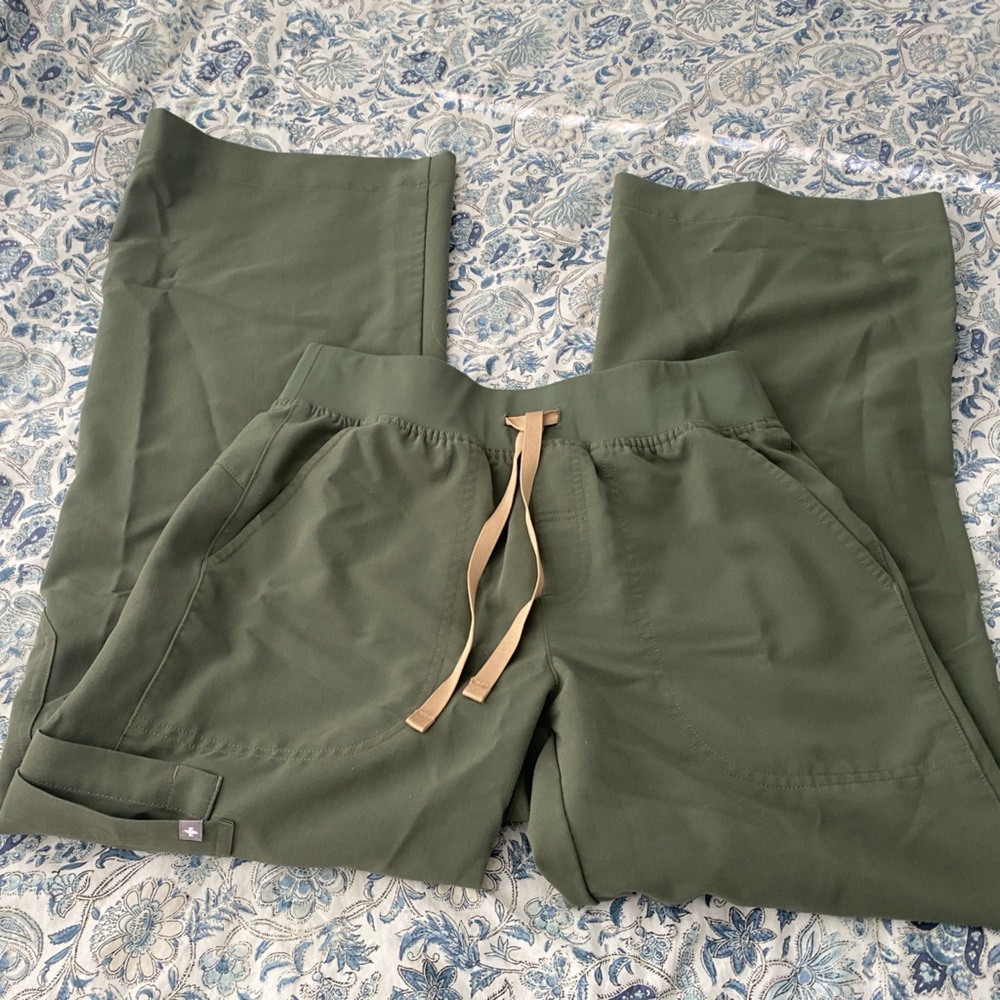 Moss High Waisted Isabel Wide Leg Scrub Pants